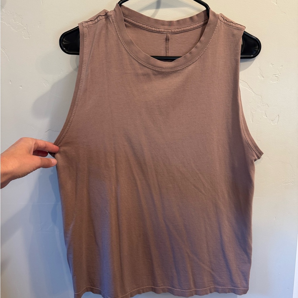 Lululemon muscle tank